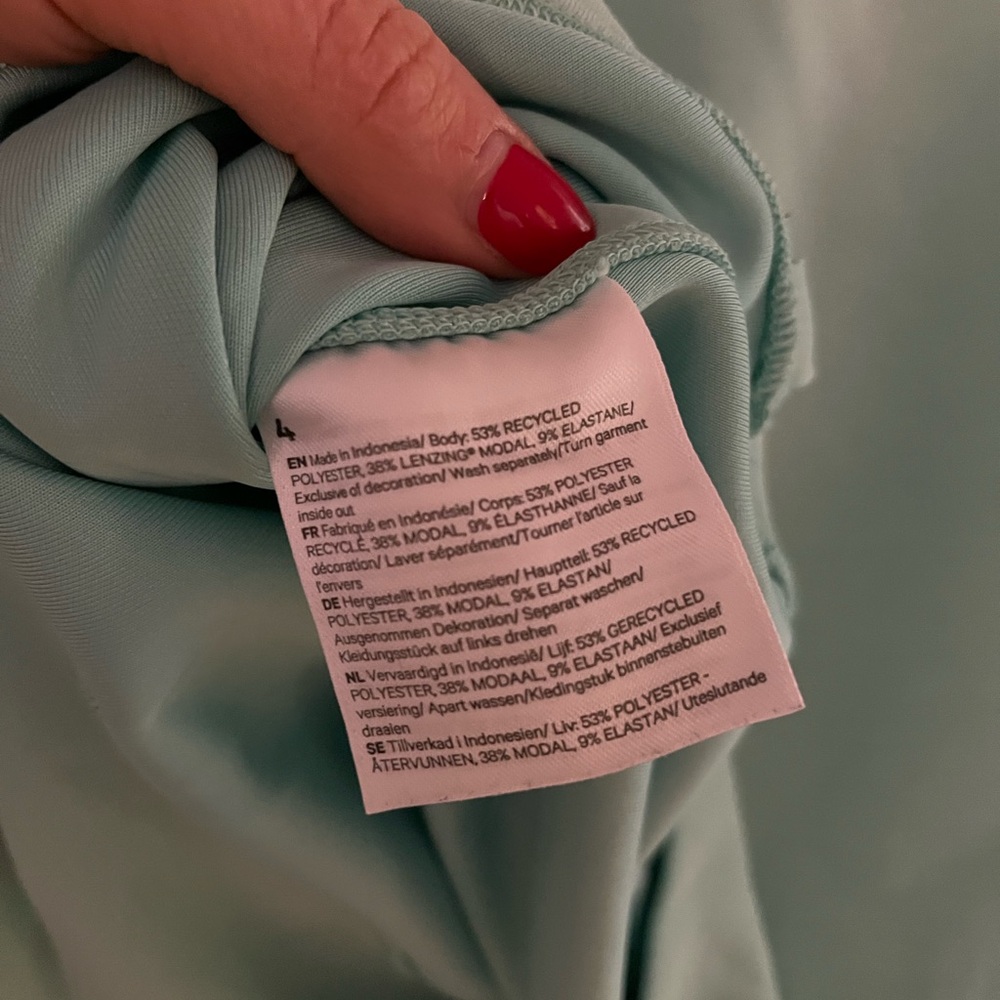 Lululemon softstreme cropped sweatshirt - Picture 5 of 6